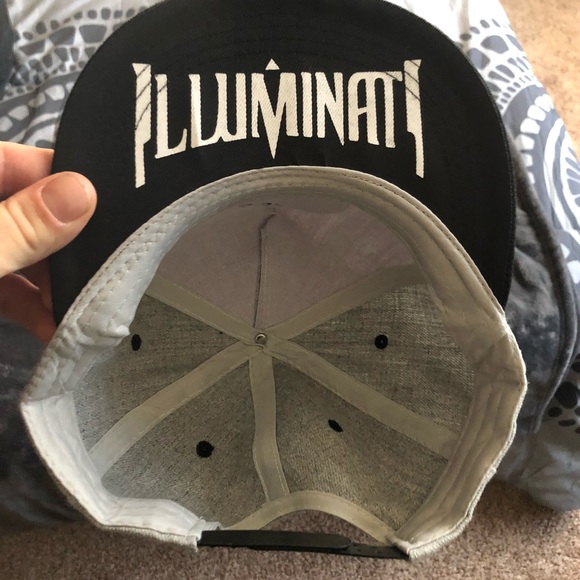 A flat bill hat. Never worn got as a gift. - Picture 2 of 2